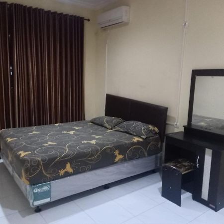 Cendana Mulia Hostel Bogor Kültér fotó