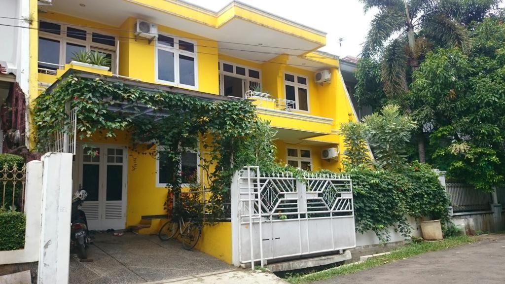 Cendana Mulia Hostel Bogor Kültér fotó