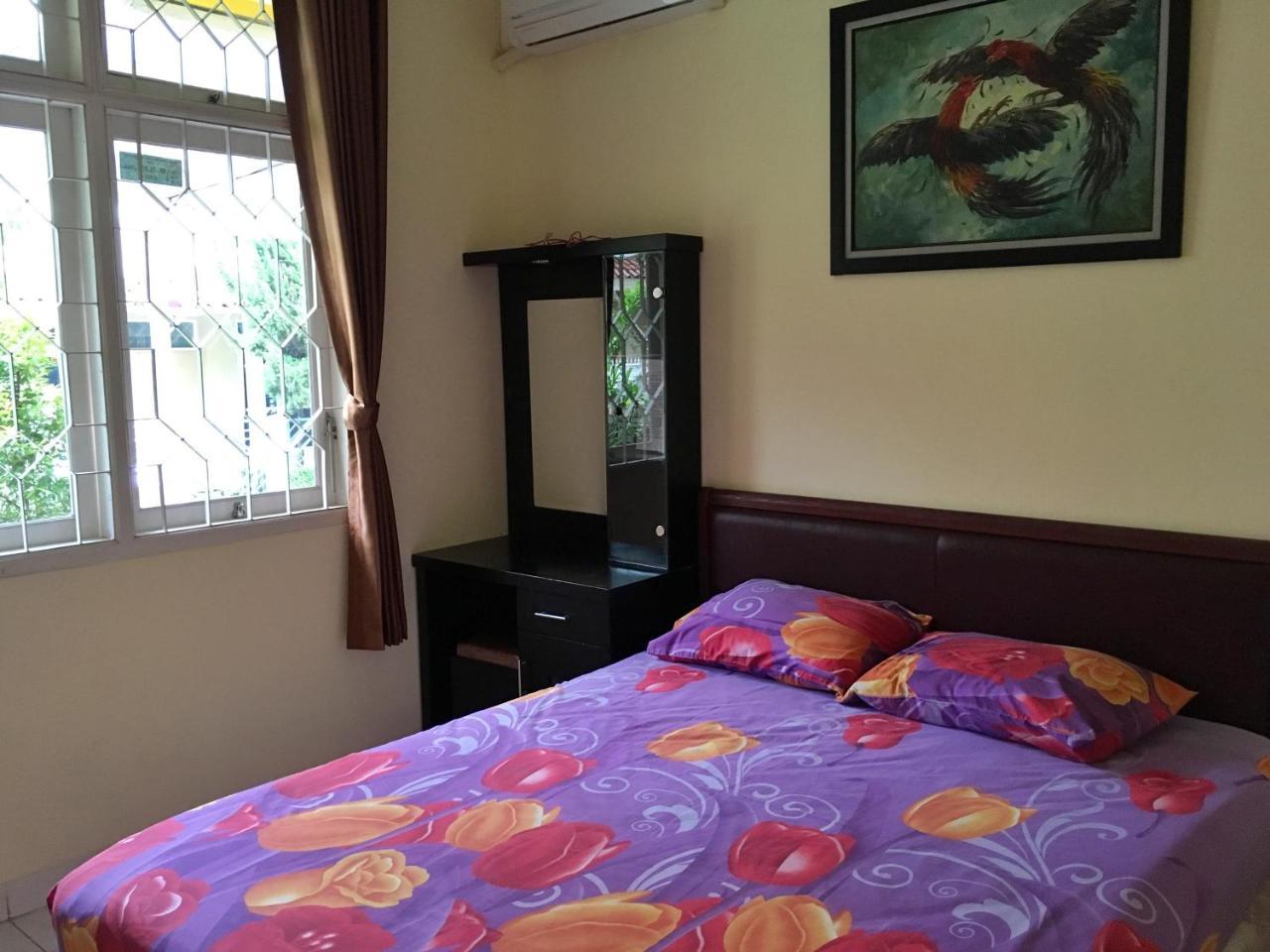 Cendana Mulia Hostel Bogor Kültér fotó